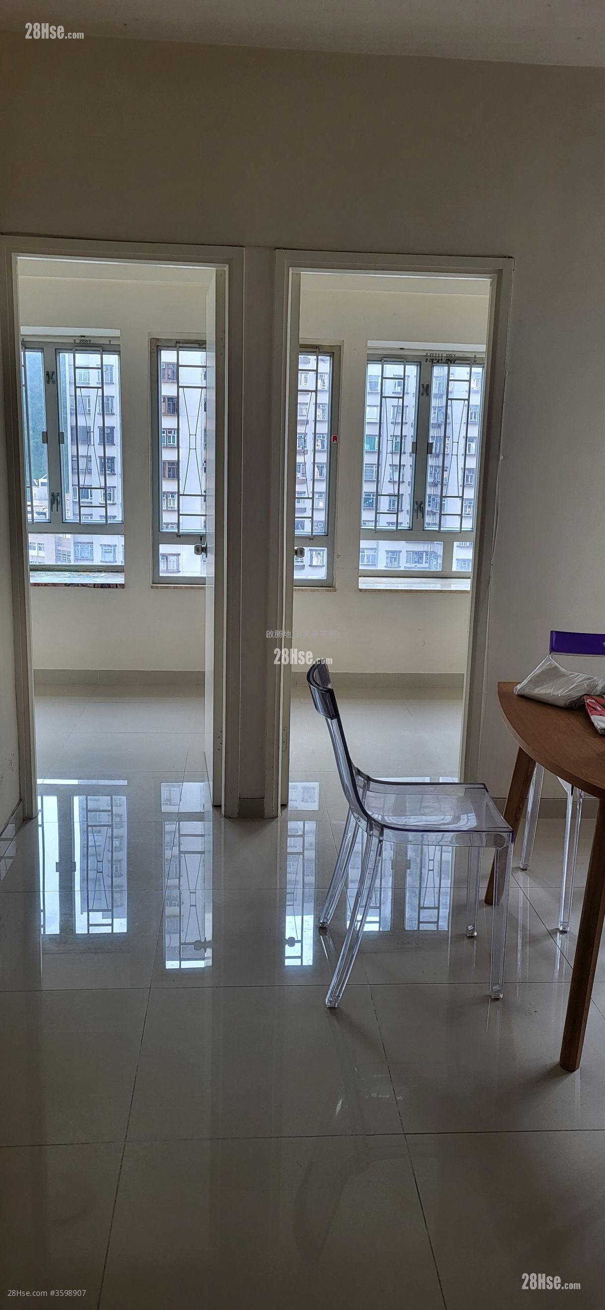 Mayfair Gardens Rental 329 ft²