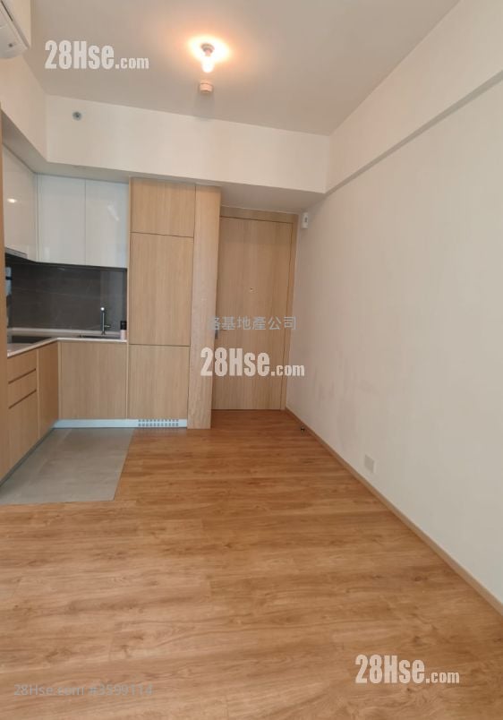The Aperture Rental 2 Bedrooms , 1 Bathroom 442 ft²