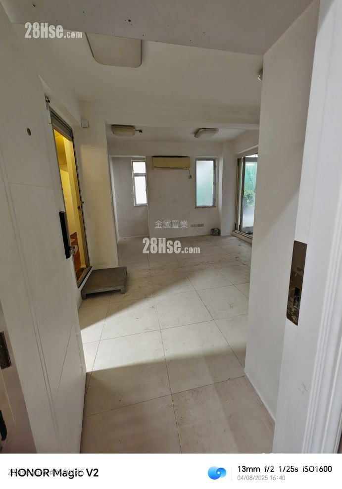 富麗閣 售盤 1 房 , 1 浴室 226 平方呎 富麗閣 售盤 1 房 , 1 浴室 226 平方呎