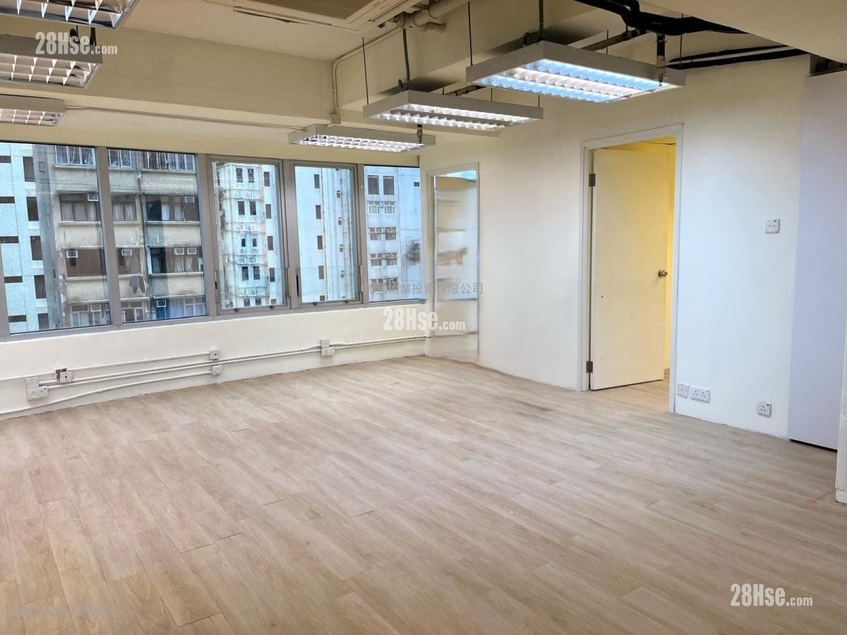 202 Centre Rental 2 Bedrooms , 1 Toilet