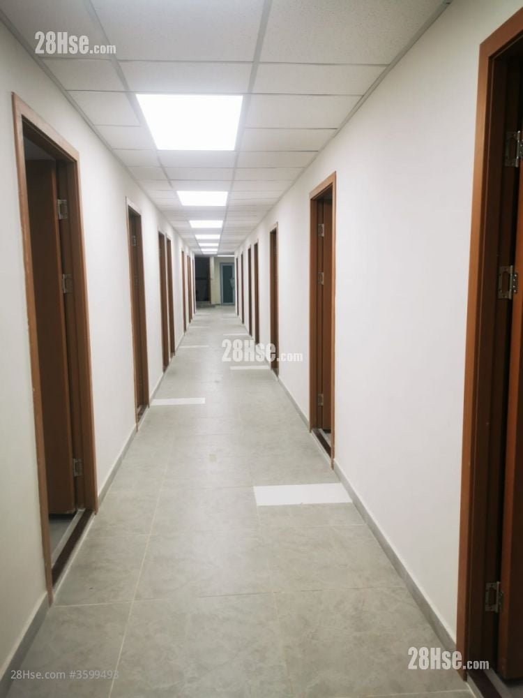 Tuen Mun Industrial Centre Rental 181 ft²