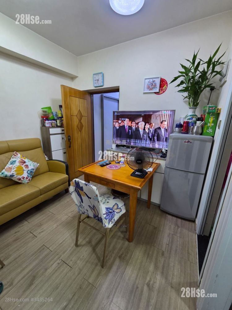 Yu Shing Building Rental 2 Bedrooms , 1 Bathroom 272 ft²