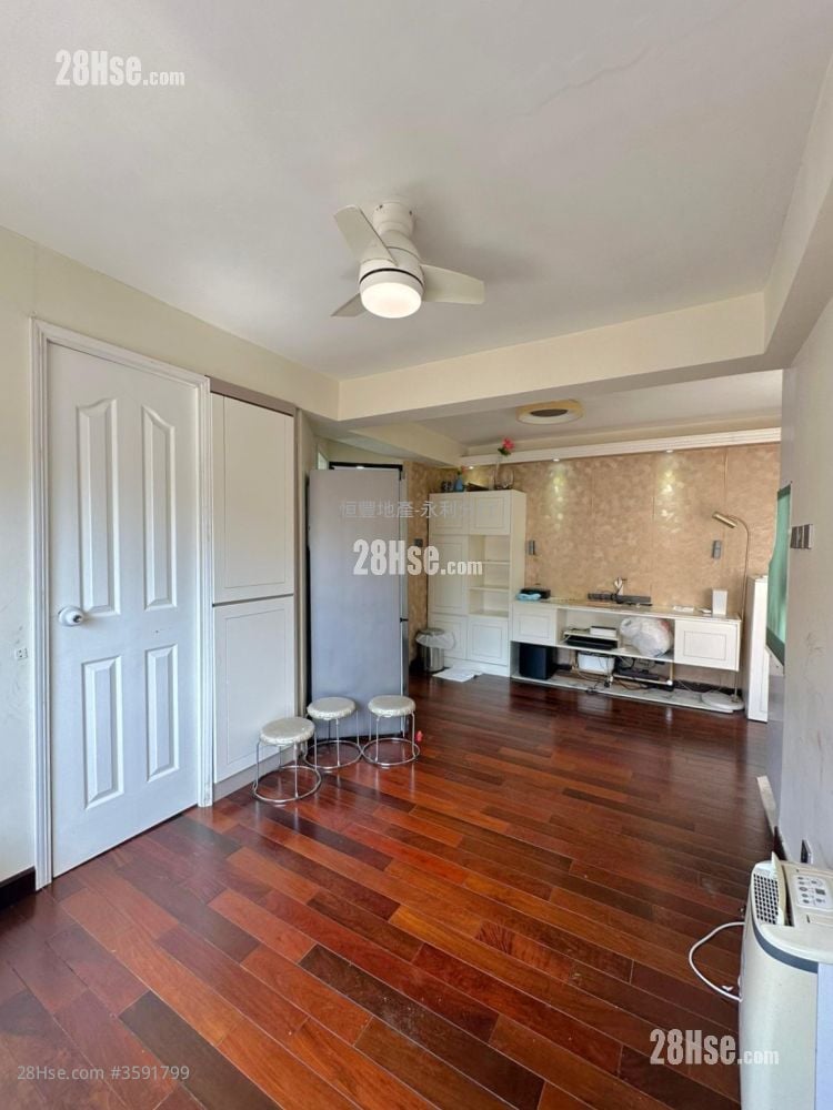 Artland Court Rental 2 Bedrooms , 1 Bathroom 364 ft²