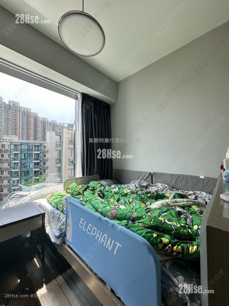 Capri Sell 2 Bedrooms , 1 Bathroom 532 ft² Capri Sell 2 Bedrooms , 1 Bathroom 532 ft²
