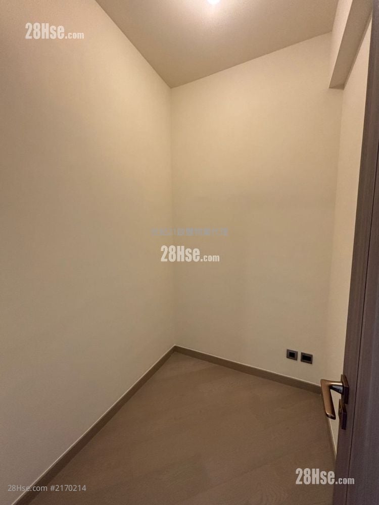 Pano Harbour Rental 3 Bedrooms , 2 Bathrooms 781 ft² Pano Harbour Rental 3 Bedrooms , 2 Bathrooms 781 ft²