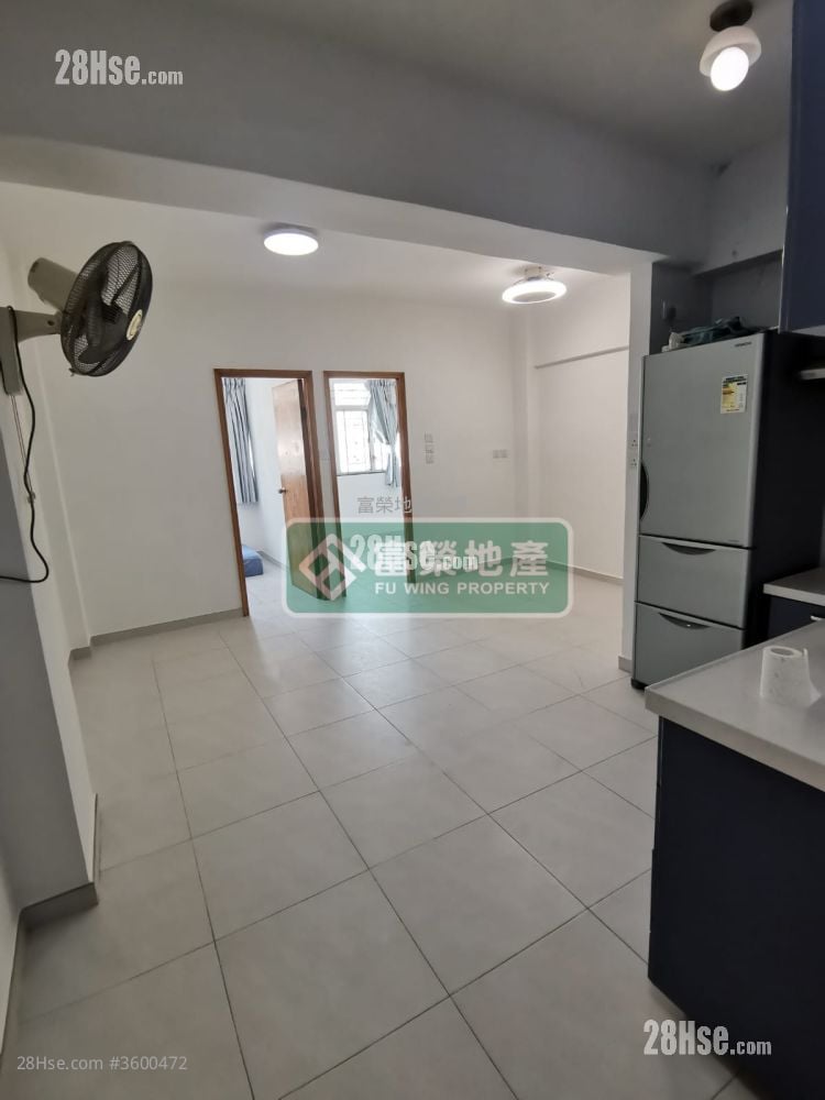 Po Hing Building Sell 2 Bedrooms , 1 Bathroom 410 ft²
