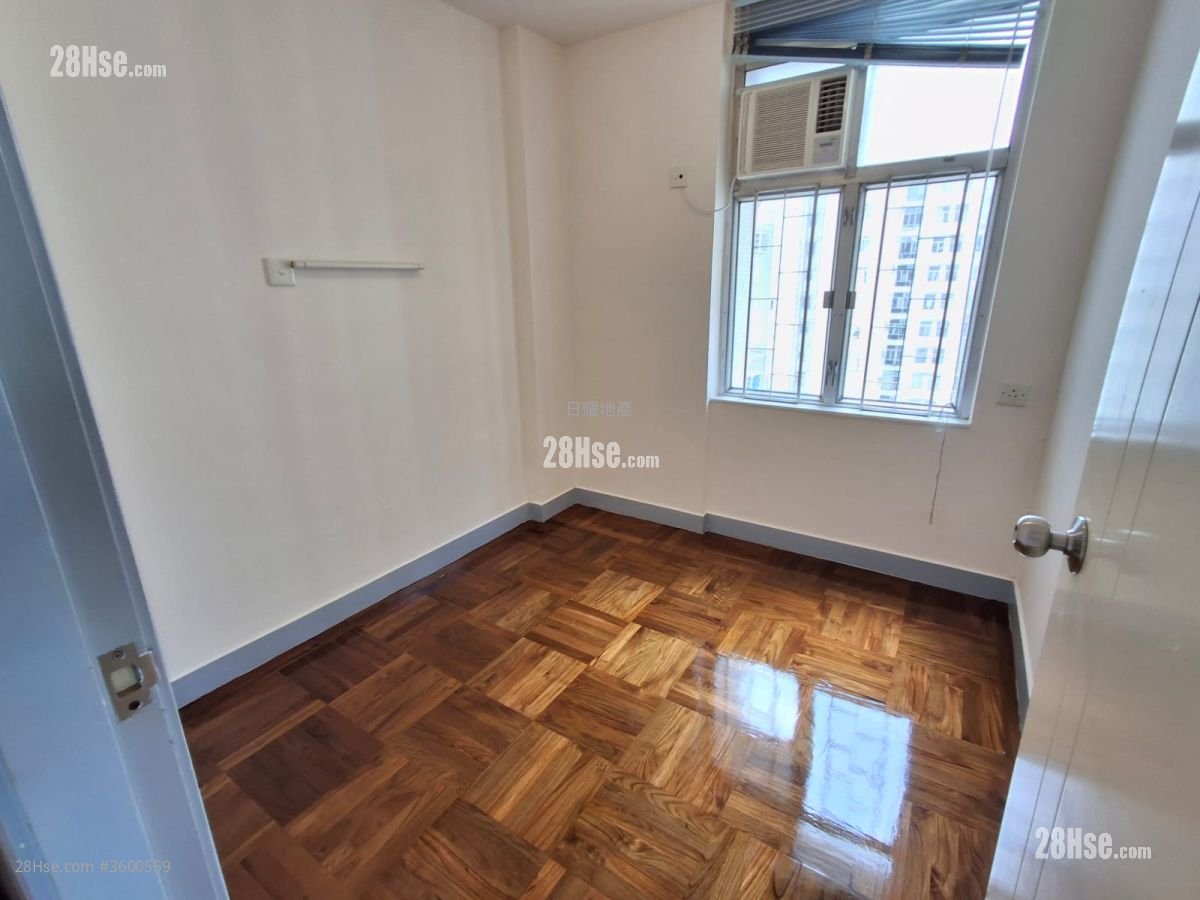 太古城 租盘 3 房 , 2 浴室 680 平方尺 太古城 租盘 3 房 , 2 浴室 680 平方尺