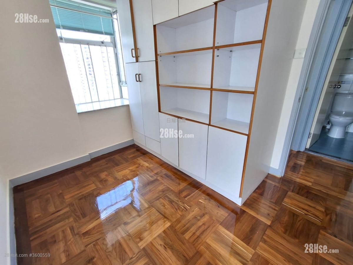 太古城 租盘 3 房 , 2 浴室 680 平方尺 太古城 租盘 3 房 , 2 浴室 680 平方尺