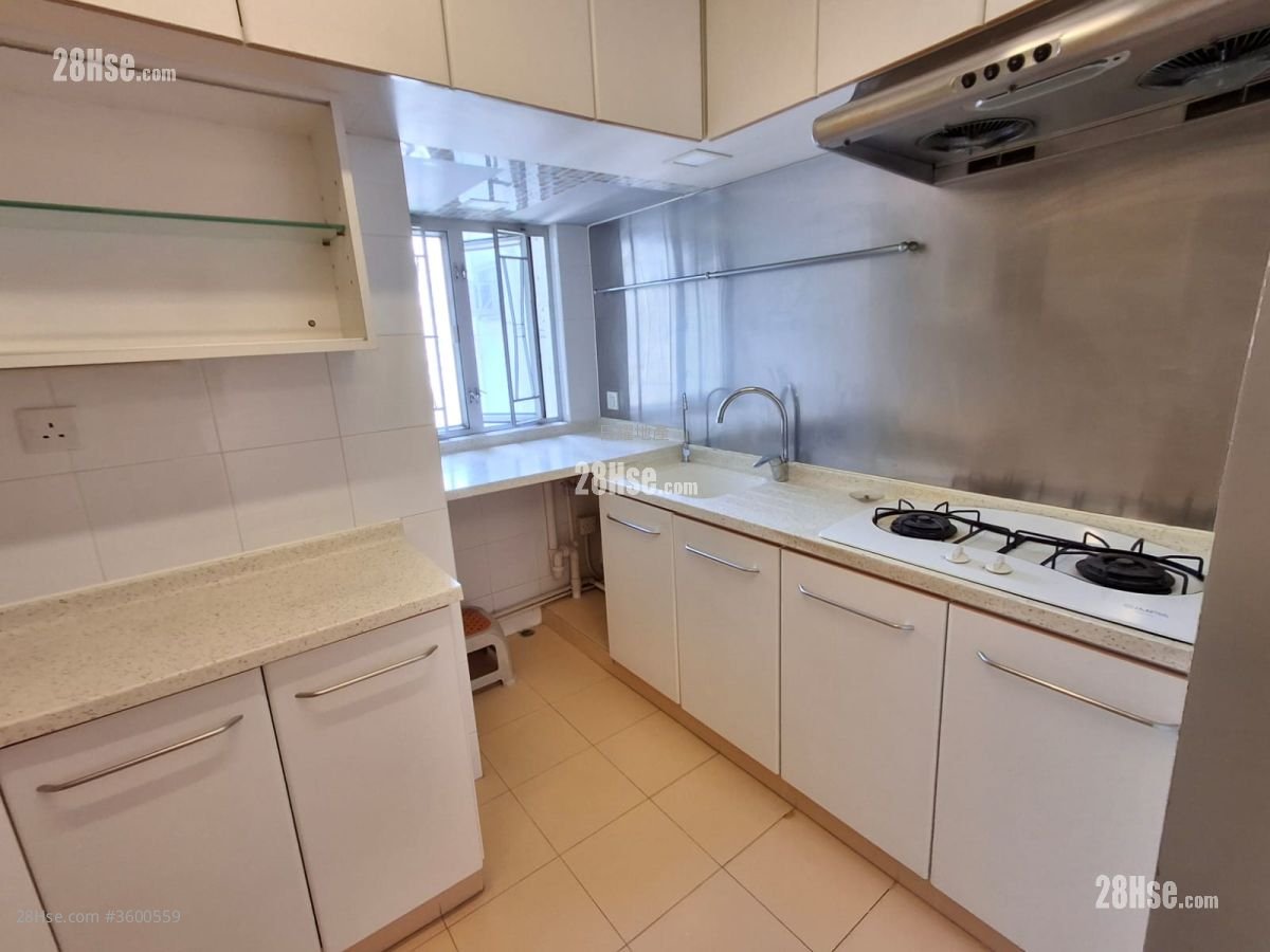 太古城 租盘 3 房 , 2 浴室 680 平方尺 太古城 租盘 3 房 , 2 浴室 680 平方尺