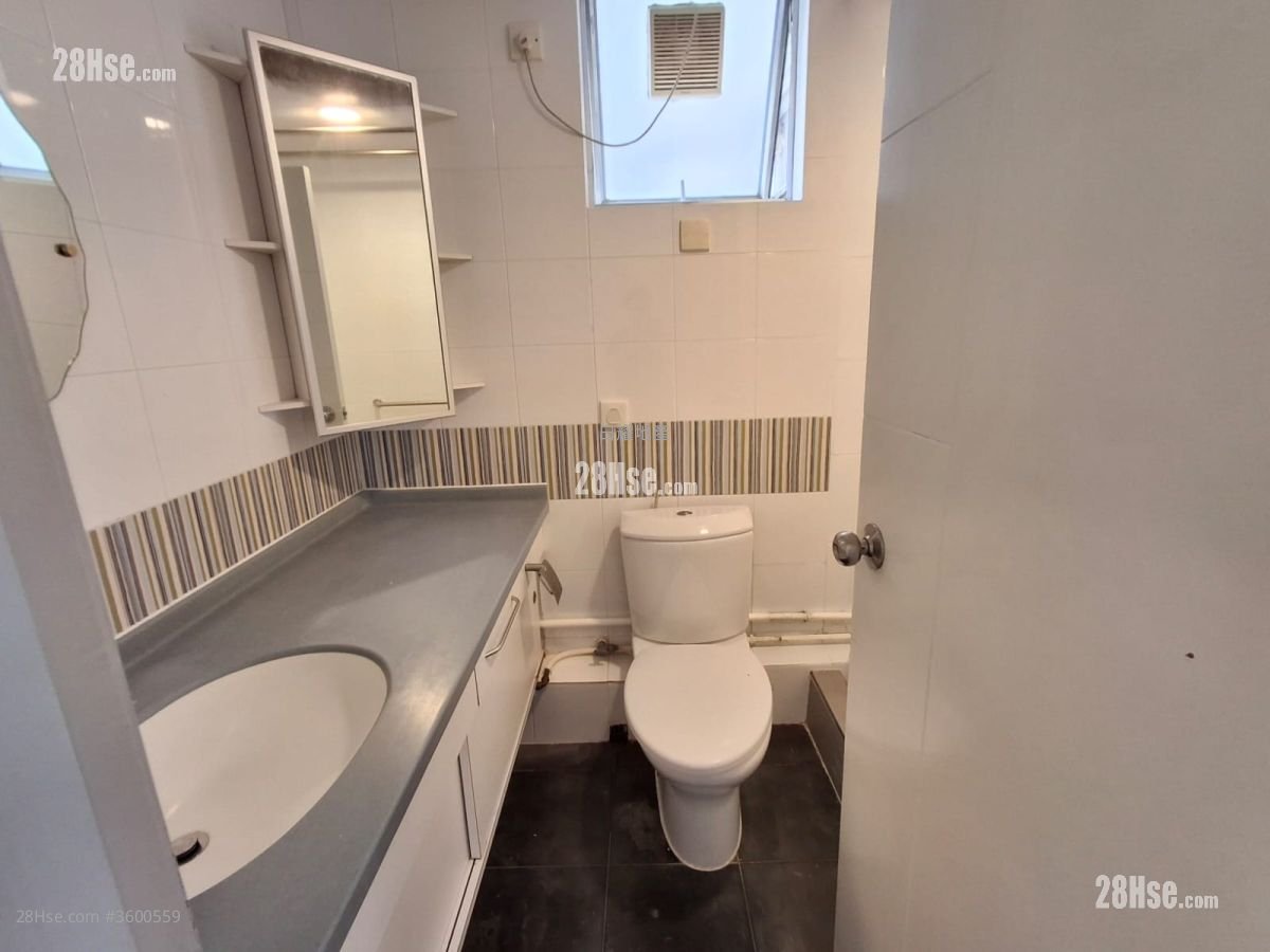 太古城 租盘 3 房 , 2 浴室 680 平方尺 太古城 租盘 3 房 , 2 浴室 680 平方尺