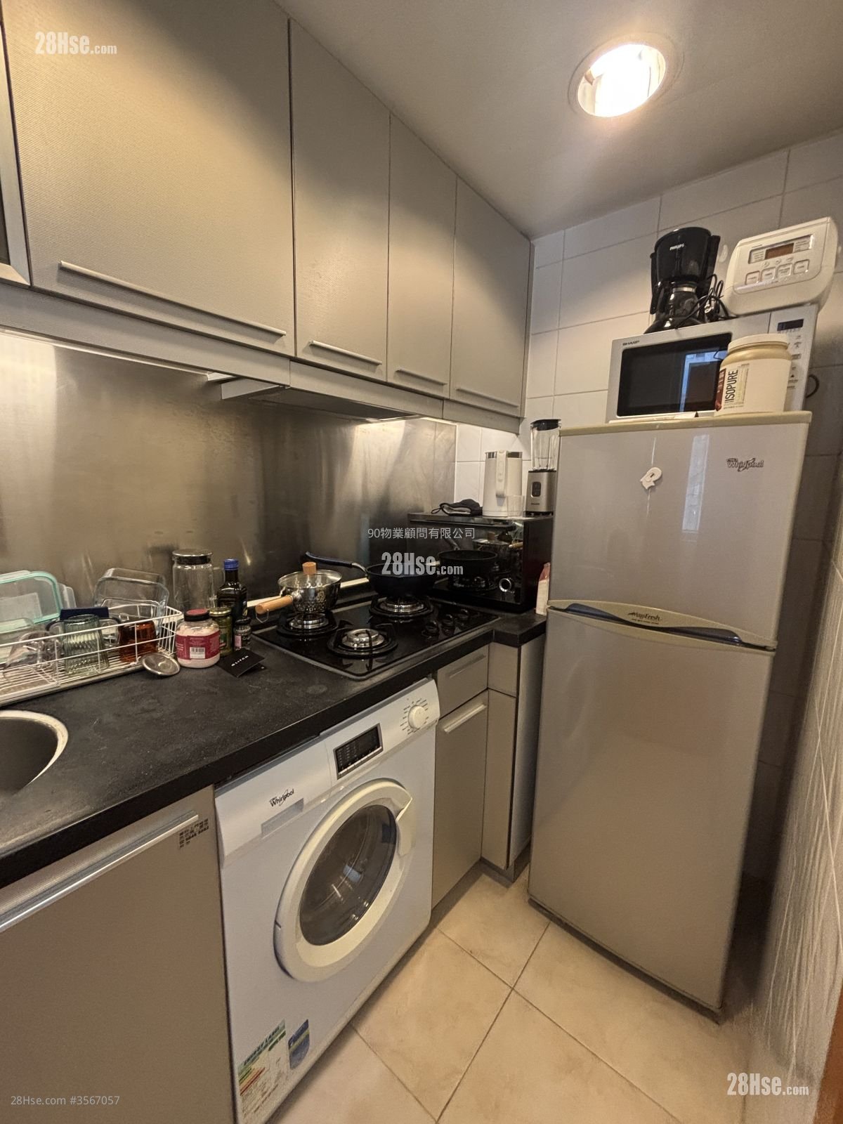 Manhattan Avenue 售盤 403 平方呎 Manhattan Avenue 售盤 403 平方呎