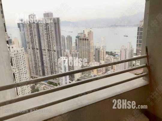 Euston Court Sell 3 Bedrooms , 2 Bathrooms 775 ft²