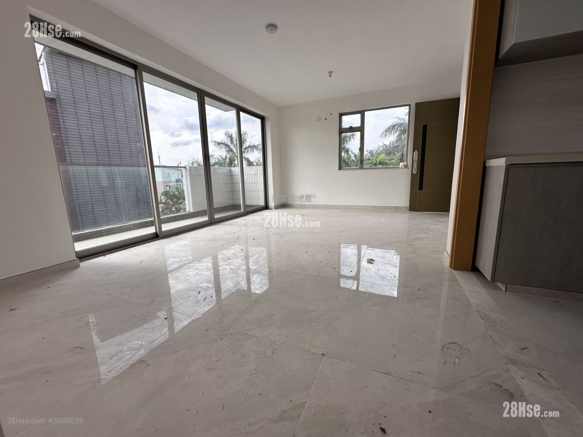 Village Rental 3 Bedrooms , 1 Bathroom 700 ft² Village Rental 3 Bedrooms , 1 Bathroom 700 ft²