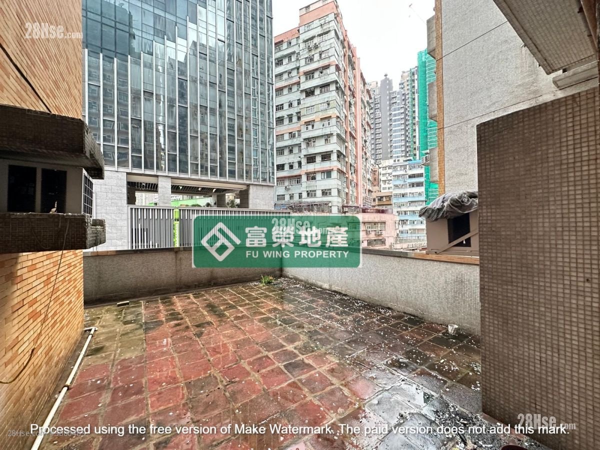 Royal Building Sell 3 Bedrooms , 1 Bathroom 372 ft²