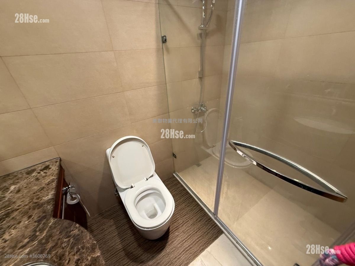 Parc Palais Rental 3 Bedrooms , 3 Bathrooms 1,074 ft² Parc Palais Rental 3 Bedrooms , 3 Bathrooms 1,074 ft²