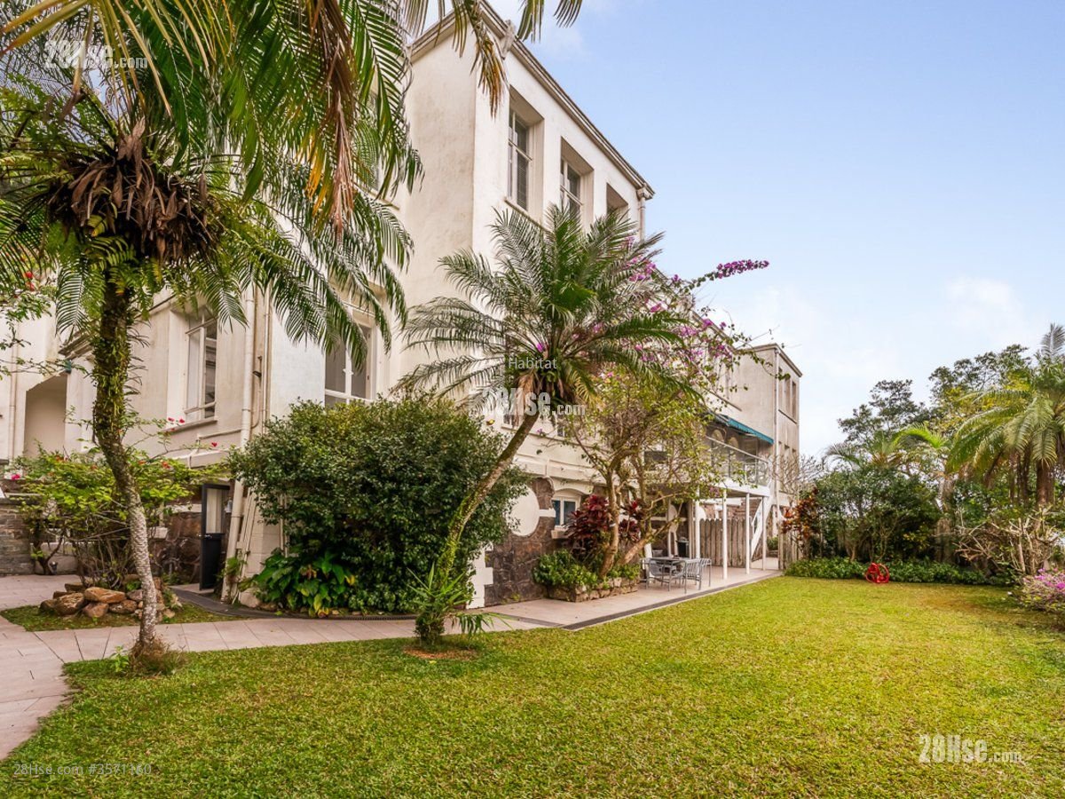 26 Severn Road Rental 5+ Bedrooms , 4 Bathrooms 5,480 ft²