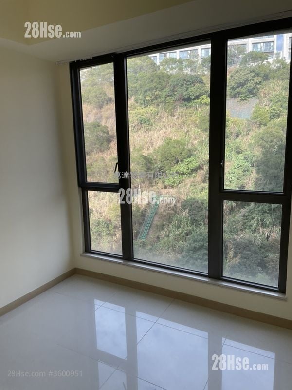 玖瓏山 售盤 2 房 , 1 浴室 665 平方呎 玖瓏山 售盤 2 房 , 1 浴室 665 平方呎