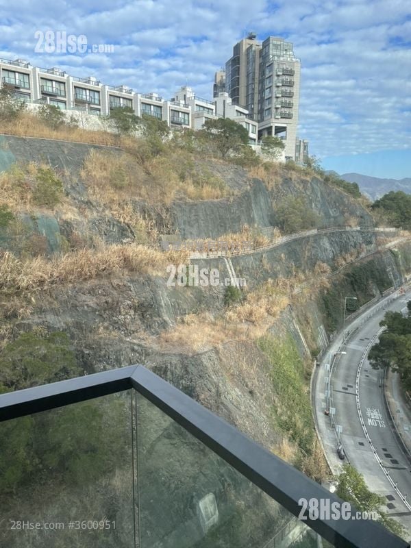 玖瓏山 售盤 2 房 , 1 浴室 665 平方呎 玖瓏山 售盤 2 房 , 1 浴室 665 平方呎