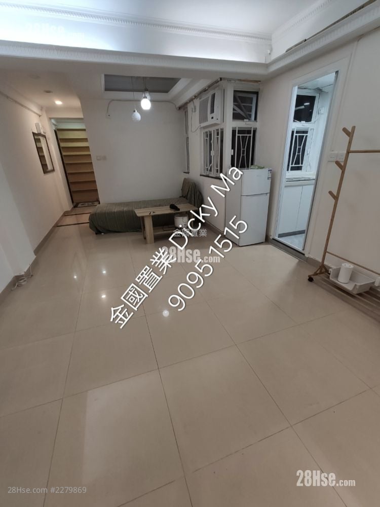 Chak Fung House Rental 3 Bedrooms , 1 Bathroom 558 ft²