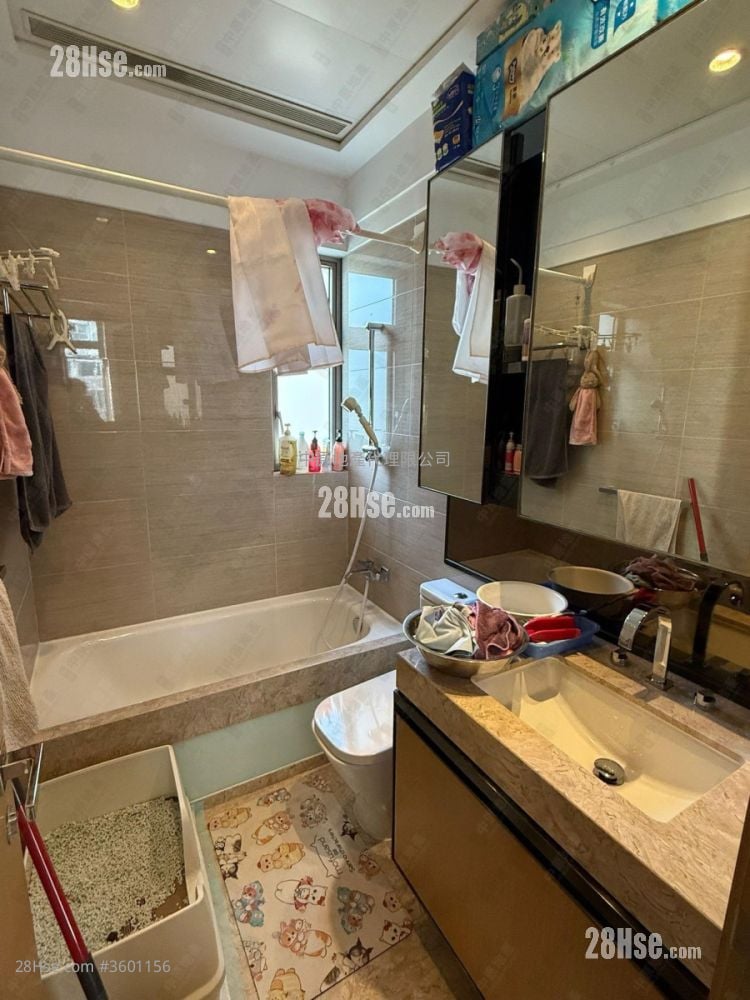 The Woodside Sell 3 Bedrooms 840 ft² The Woodside Sell 3 Bedrooms 840 ft²