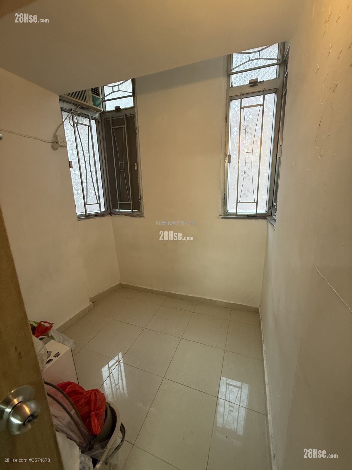 鸿利大厦 售盘 2 房 271 平方尺 鸿利大厦 售盘 2 房 271 平方尺