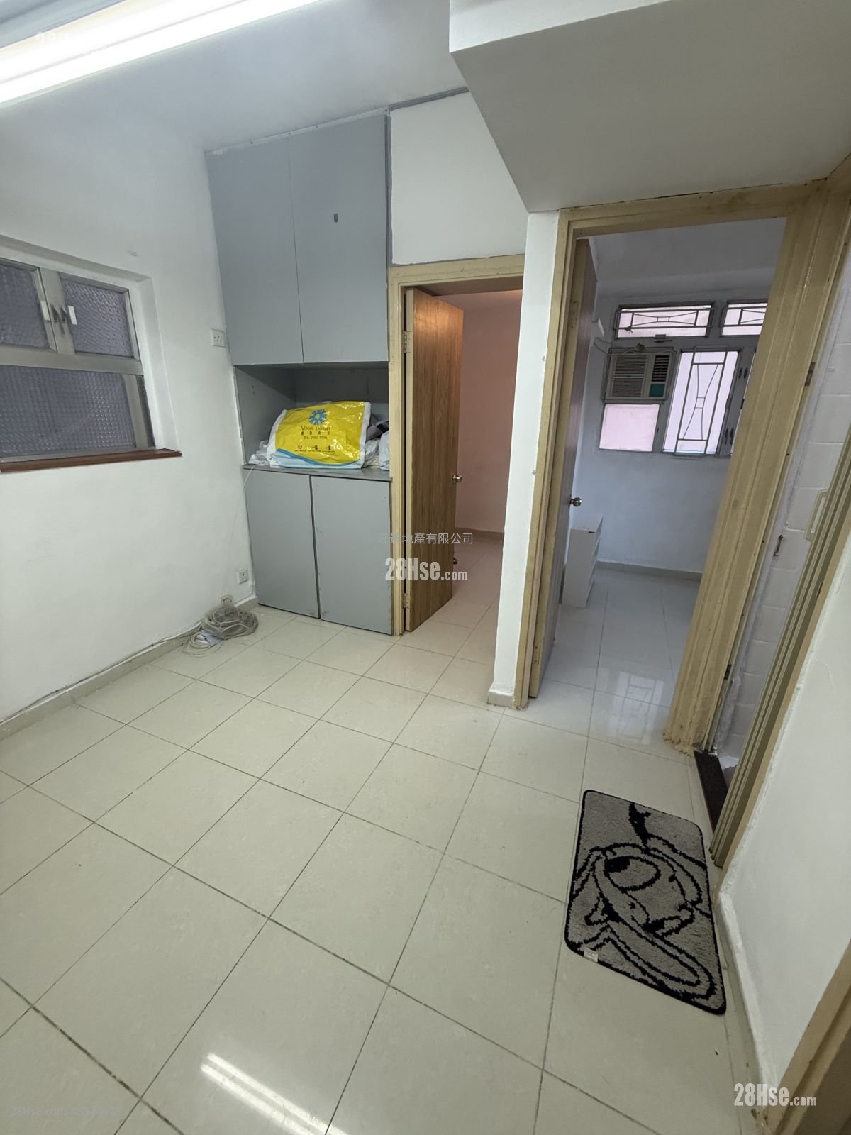 鸿利大厦 售盘 2 房 271 平方尺 鸿利大厦 售盘 2 房 271 平方尺