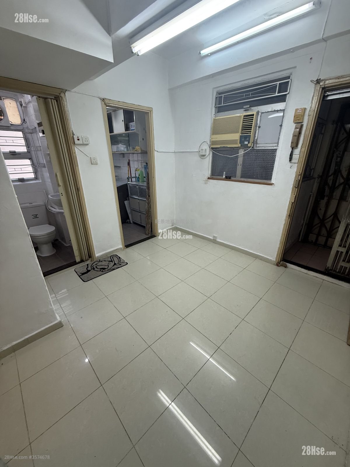 鸿利大厦 售盘 2 房 271 平方尺 鸿利大厦 售盘 2 房 271 平方尺