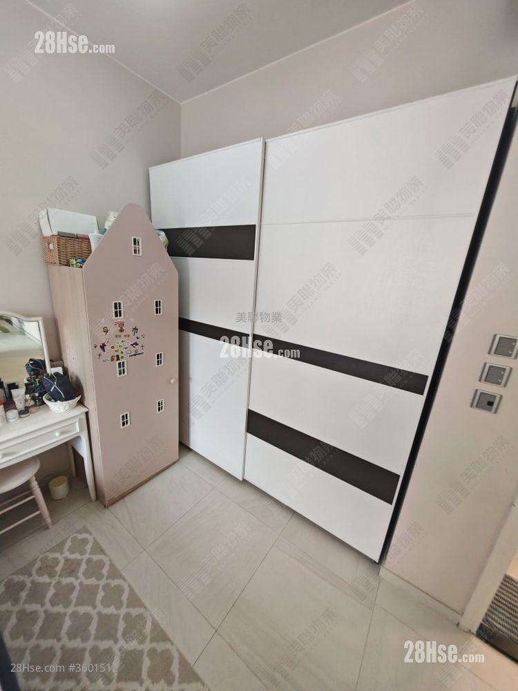 bedroom 1: Emerald Green Sell 3 Bedrooms , 2 Bathrooms 822 ft² bedroom 1: Emerald Green Sell 3 Bedrooms , 2 Bathrooms 822 ft²