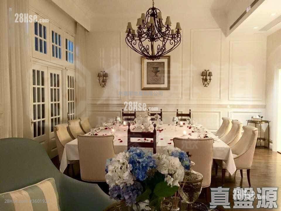 The Royal Oaks Sell 5+ Bedrooms , 5+ Bathrooms 4,048 ft² The Royal Oaks Sell 5+ Bedrooms , 5+ Bathrooms 4,048 ft²
