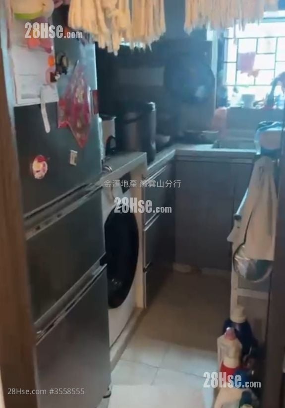 華基大樓 租盤 3 房 , 1 浴室 365 平方呎 華基大樓 租盤 3 房 , 1 浴室 365 平方呎