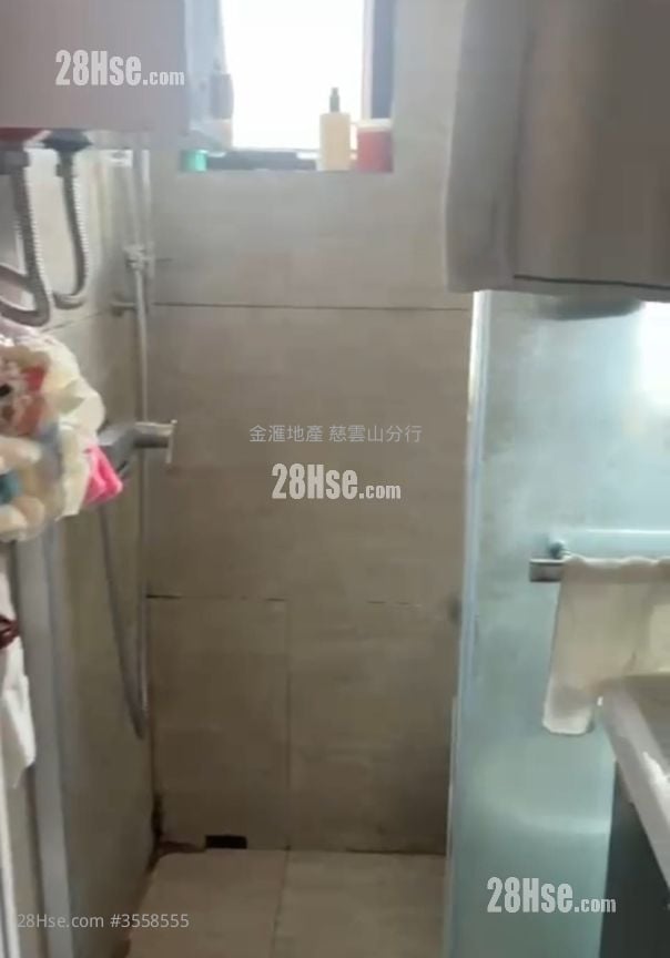 華基大樓 租盤 3 房 , 1 浴室 365 平方呎 華基大樓 租盤 3 房 , 1 浴室 365 平方呎