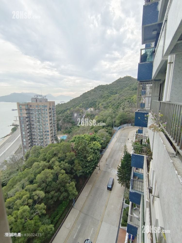 Hong Kong Garden Sell 4 Bedrooms , 3 Bathrooms 1,382 ft² Hong Kong Garden Sell 4 Bedrooms , 3 Bathrooms 1,382 ft²