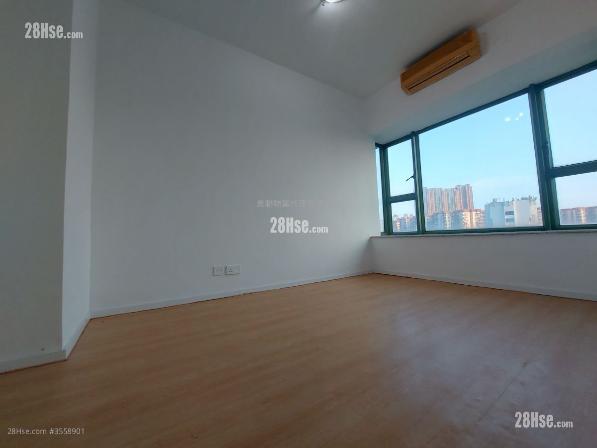 Nob Hill Sell 4 Bedrooms , 2 Bathrooms 762 ft² Nob Hill Sell 4 Bedrooms , 2 Bathrooms 762 ft²