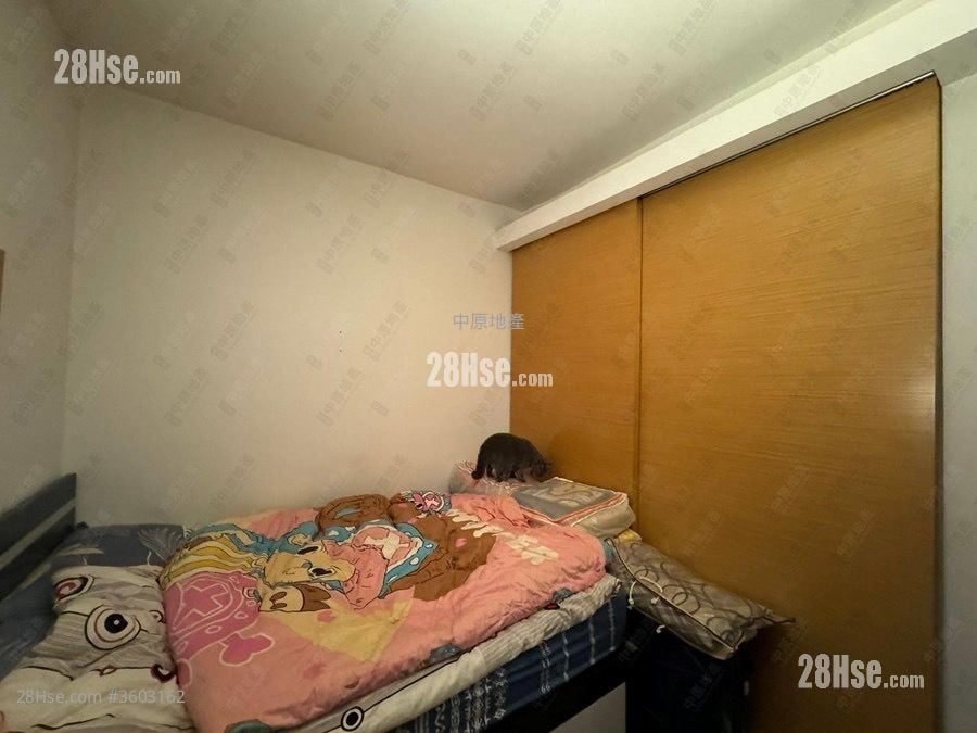 Emerald Green Sell 2 Bedrooms 526 ft² Emerald Green Sell 2 Bedrooms 526 ft²