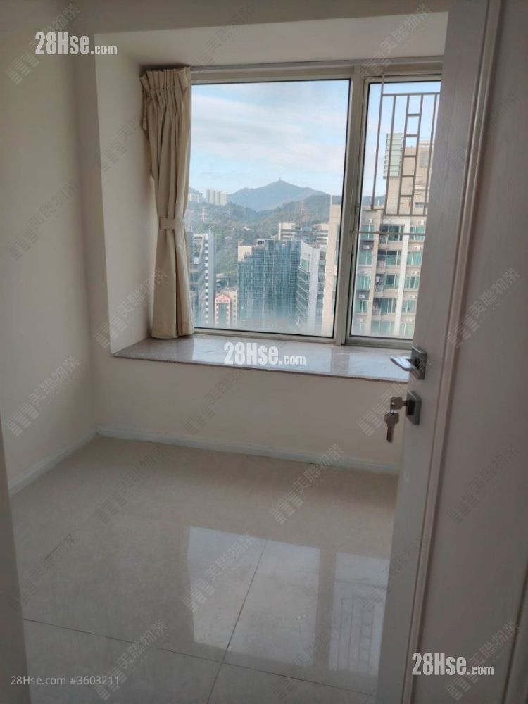 一号西九龙 售盘 3 房 867 平方尺 一号西九龙 售盘 3 房 867 平方尺