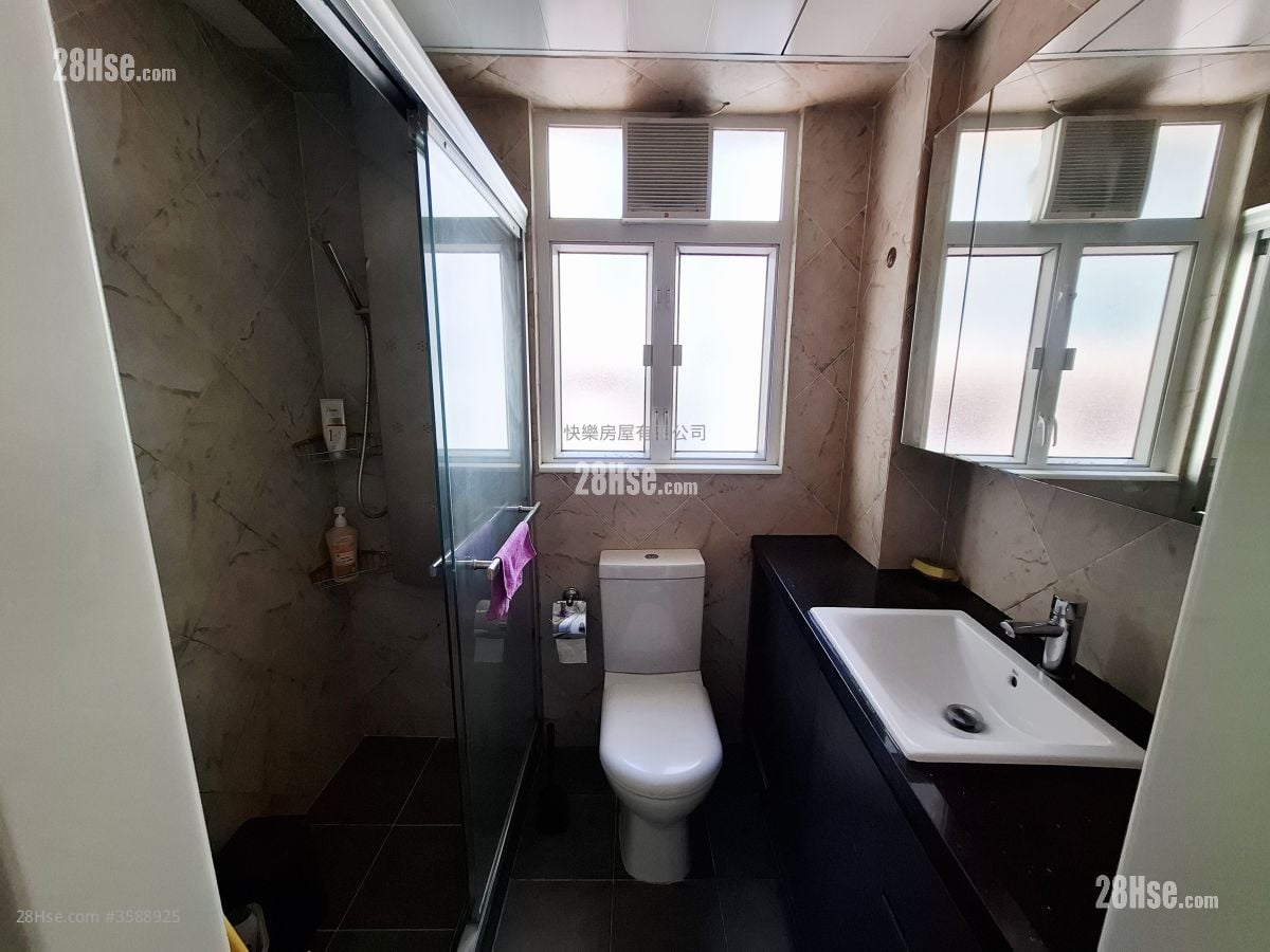 奥卑利街11-13号 租盘 1 房 , 1 浴室 350 平方尺