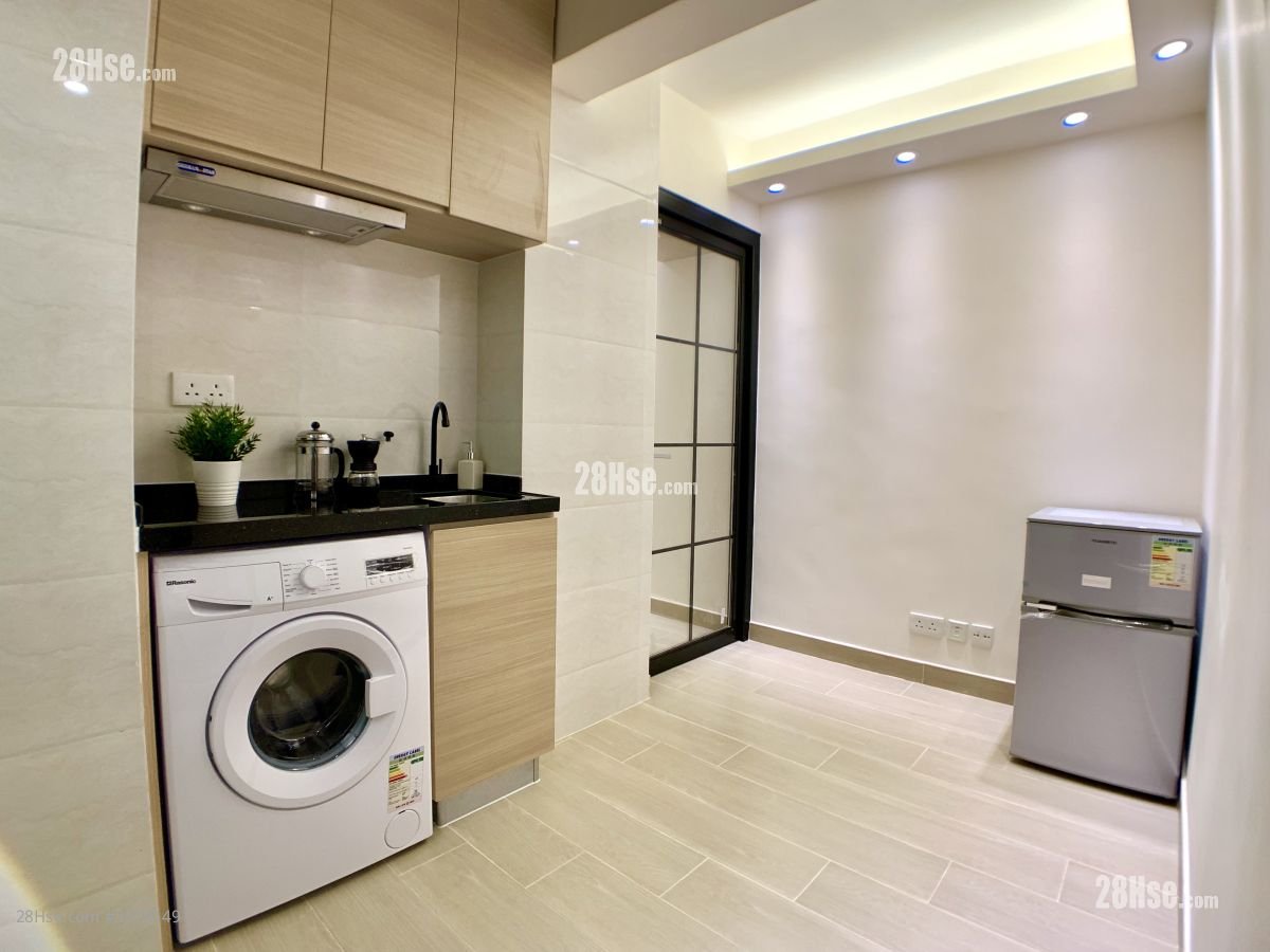 16 Ashley Road Rental 180 ft²