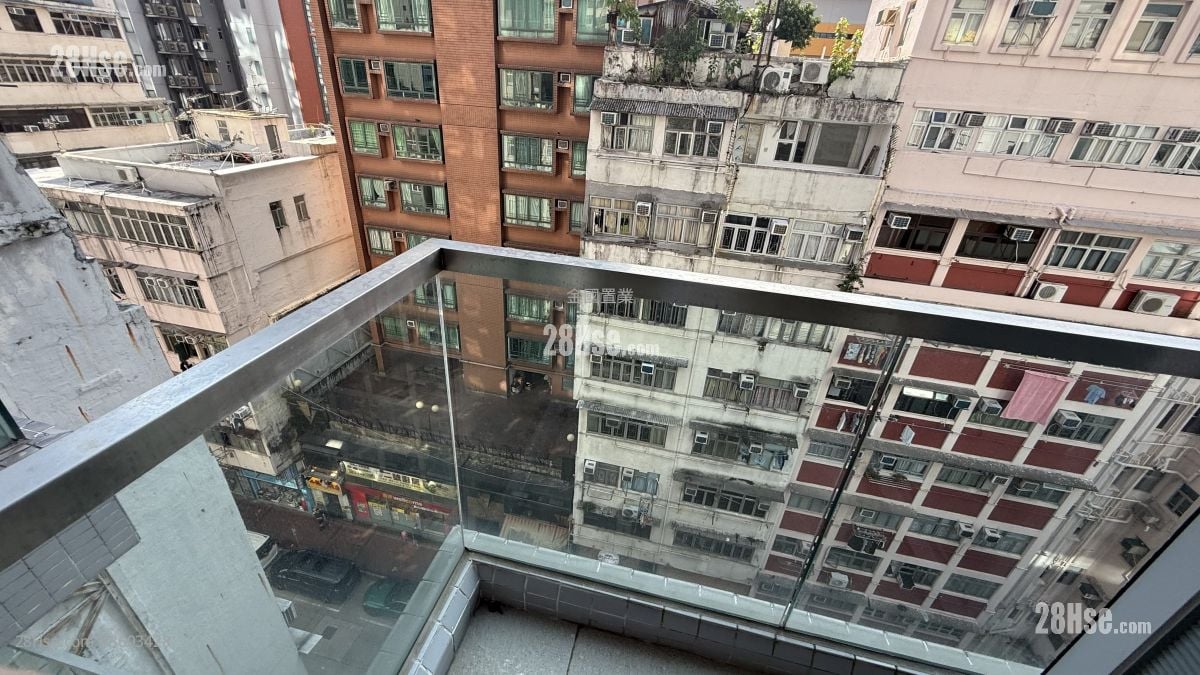 AVA62 租盤 開放式間隔 , 1 浴室 173 平方呎 AVA62 租盤 開放式間隔 , 1 浴室 173 平方呎