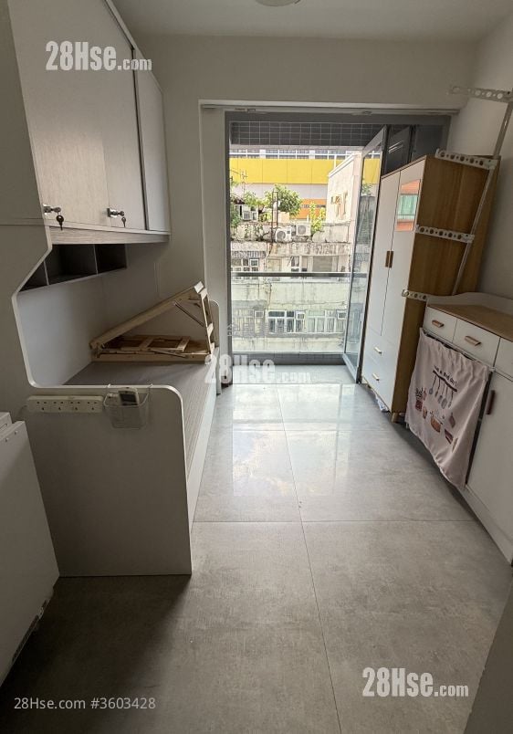 AVA62 租盤 開放式間隔 , 1 浴室 173 平方呎 AVA62 租盤 開放式間隔 , 1 浴室 173 平方呎