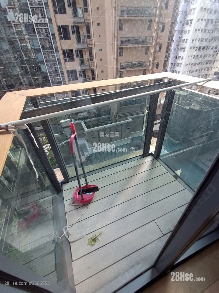 Eltanin Square Mile Rental 2 Bedrooms , 1 Bathroom 390 ft²