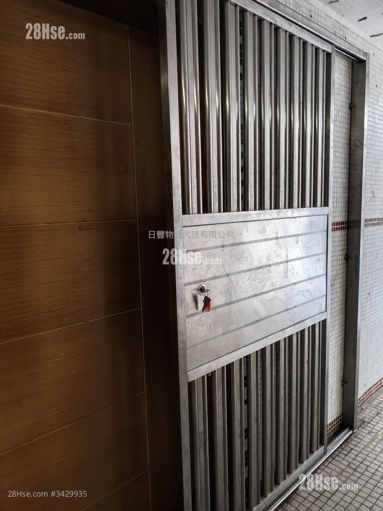 Tin Ping Estate Rental 2 Bedrooms , 1 Bathroom 381 ft²