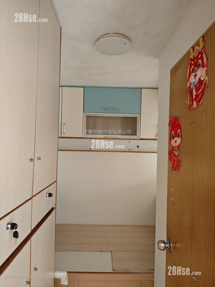 Tin Ping Estate Rental 2 Bedrooms , 1 Bathroom 381 ft² Tin Ping Estate Rental 2 Bedrooms , 1 Bathroom 381 ft²