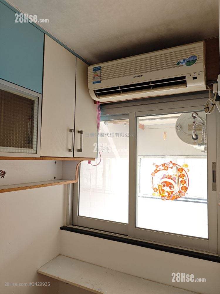 Tin Ping Estate Rental 2 Bedrooms , 1 Bathroom 381 ft² Tin Ping Estate Rental 2 Bedrooms , 1 Bathroom 381 ft²