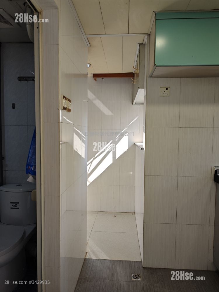 Tin Ping Estate Rental 2 Bedrooms , 1 Bathroom 381 ft² Tin Ping Estate Rental 2 Bedrooms , 1 Bathroom 381 ft²