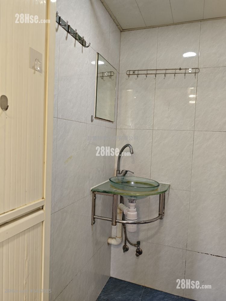 Tin Ping Estate Rental 2 Bedrooms , 1 Bathroom 381 ft² Tin Ping Estate Rental 2 Bedrooms , 1 Bathroom 381 ft²