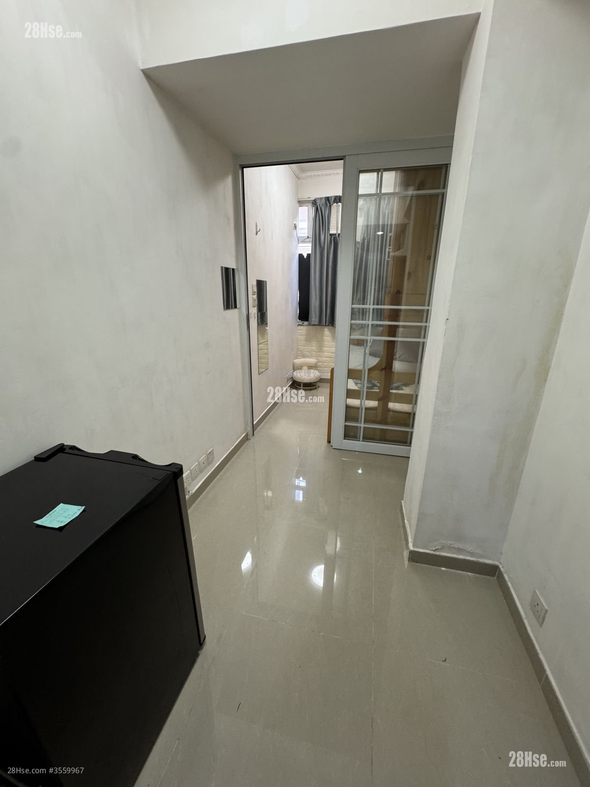 中英楼 租盘 1 房 140 平方尺