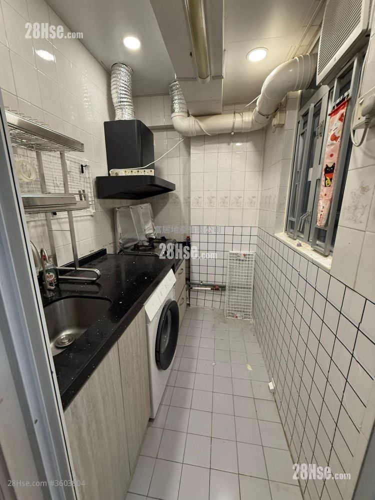 Eastland Towers Rental 2 Bedrooms , 1 Bathroom 377 ft²