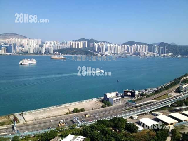 Royal Terrace Sell 4 Bedrooms , 2 Bathrooms 1,487 ft²