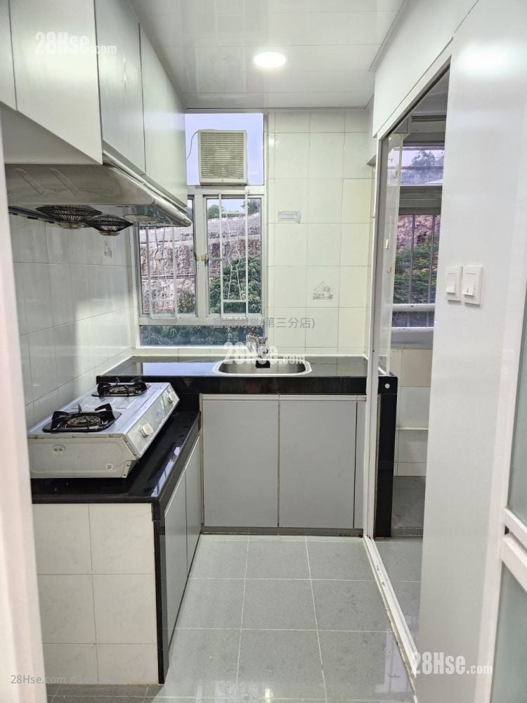 康华苑 售盘 1 房 , 1 浴室 380 平方尺