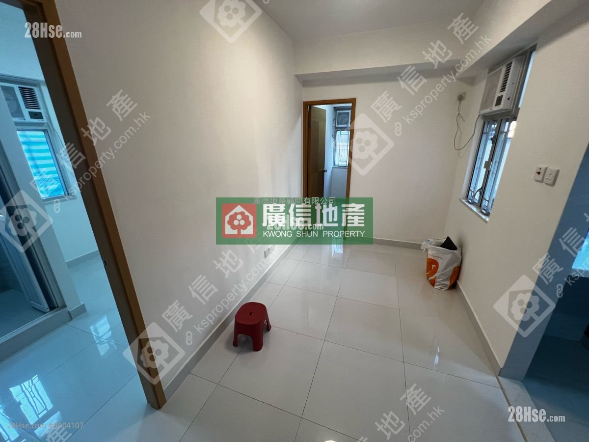 Cheng Hong Building Rental 3 Bedrooms , 2 Bathrooms 378 ft²
